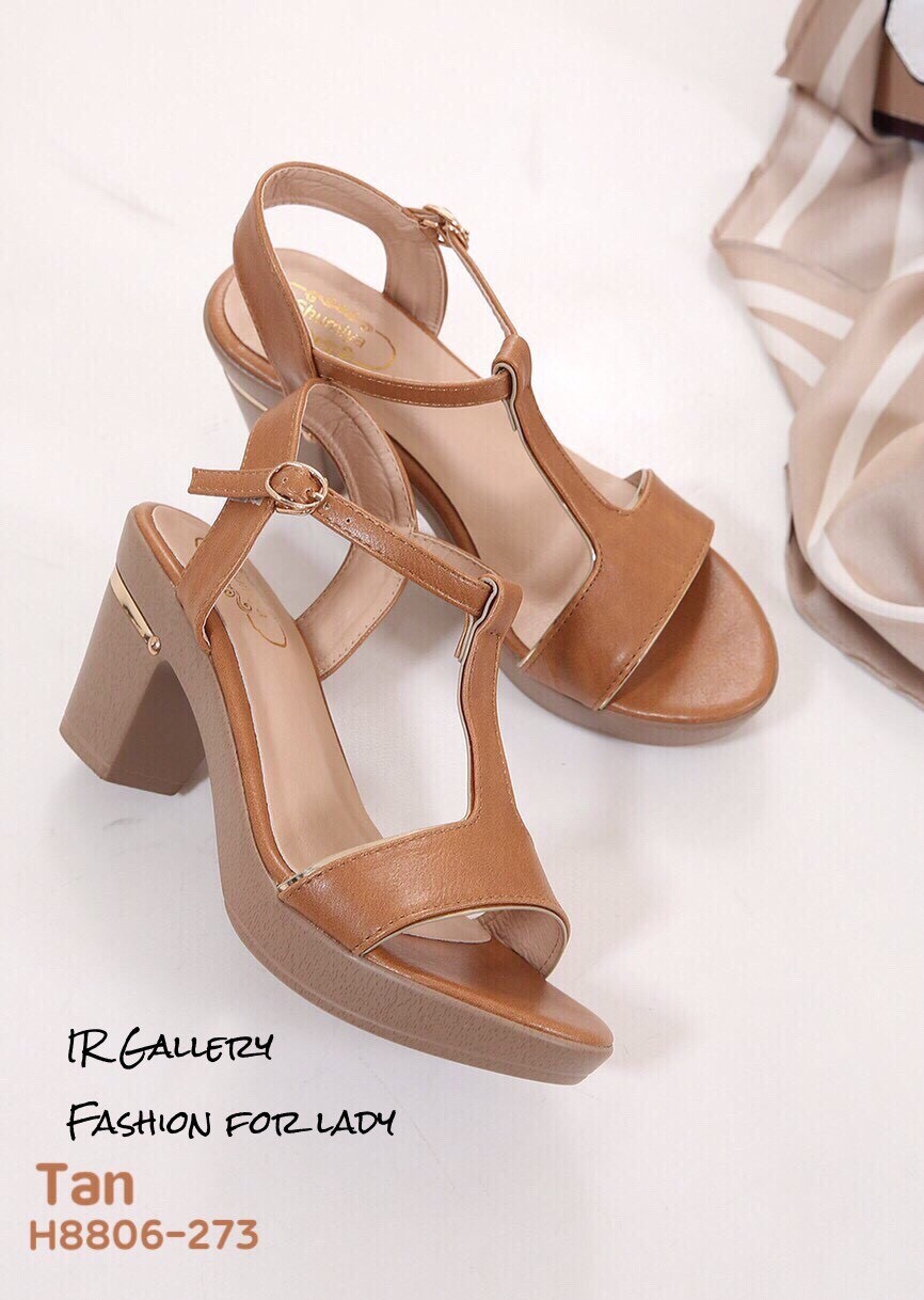 รองเท้าลำลอง T-Strap (สีดำ)