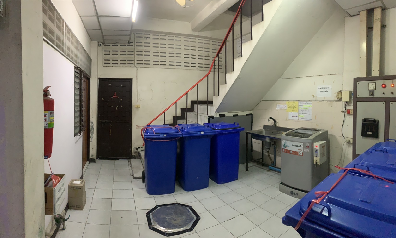 ขายอาคารเหมาะทำโฮสเทล ใกล้สถานีรถไฟฟ้า BTS พระโขนง เพียง 700 เมตร