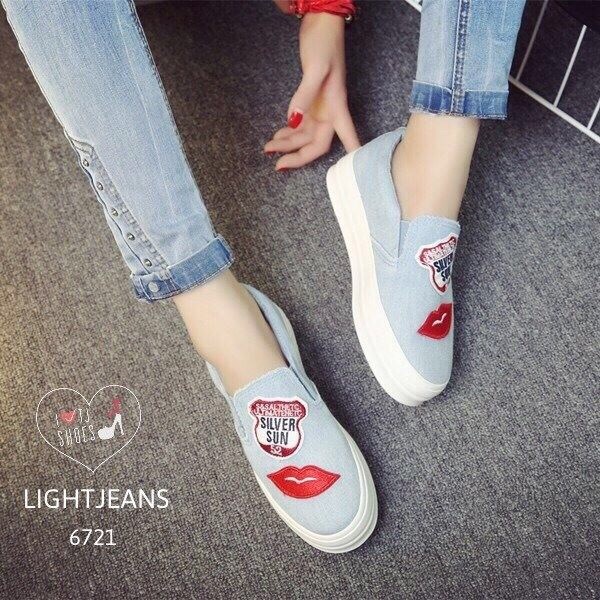 พร้อมส่ง : รองเท้าผ้าใบยีนส์ปักลาย (สียีนส์อ่อน)