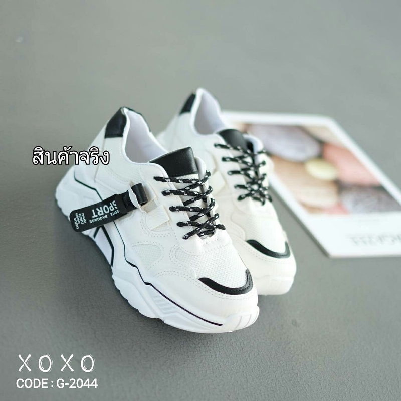 รองเท้าผ้าใย Sportแต่งป้าย (สีดำ)