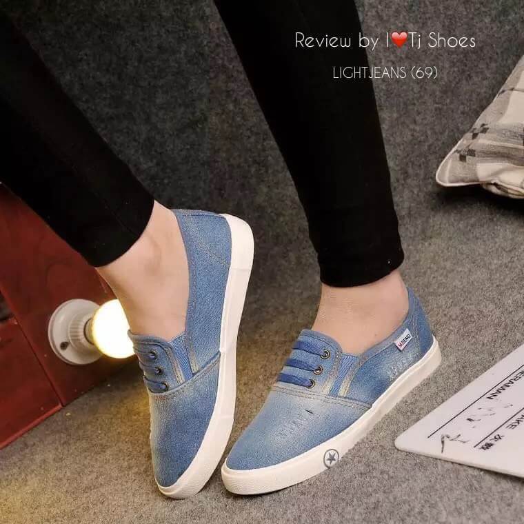 รองเท้าผ้าใบยีนส์ Slip on แต่งเชือก (สีอ่อน)