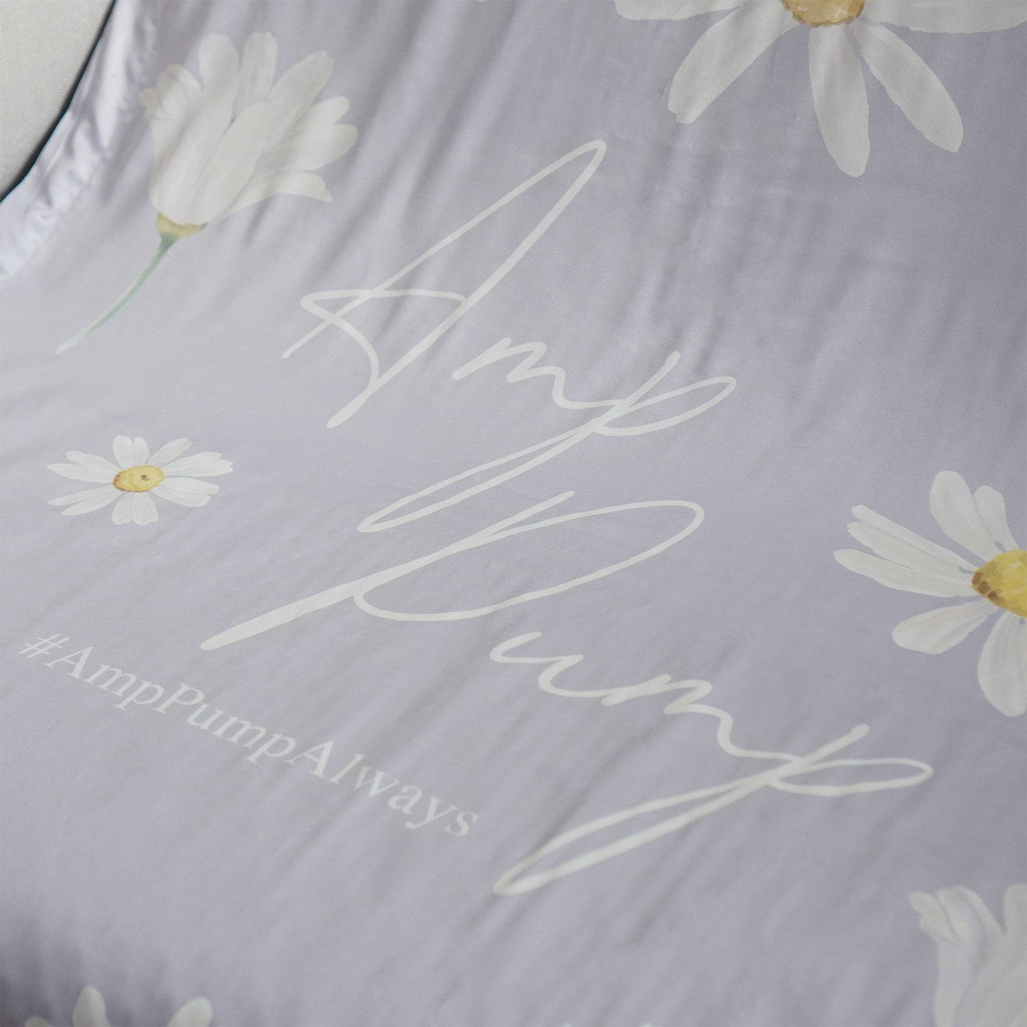 ชุดของขวัญแต่งงาน ปลอกหมอนคู่+ผ้าห่ม ขนาด 100x150cm ลาย Daisy - Purple