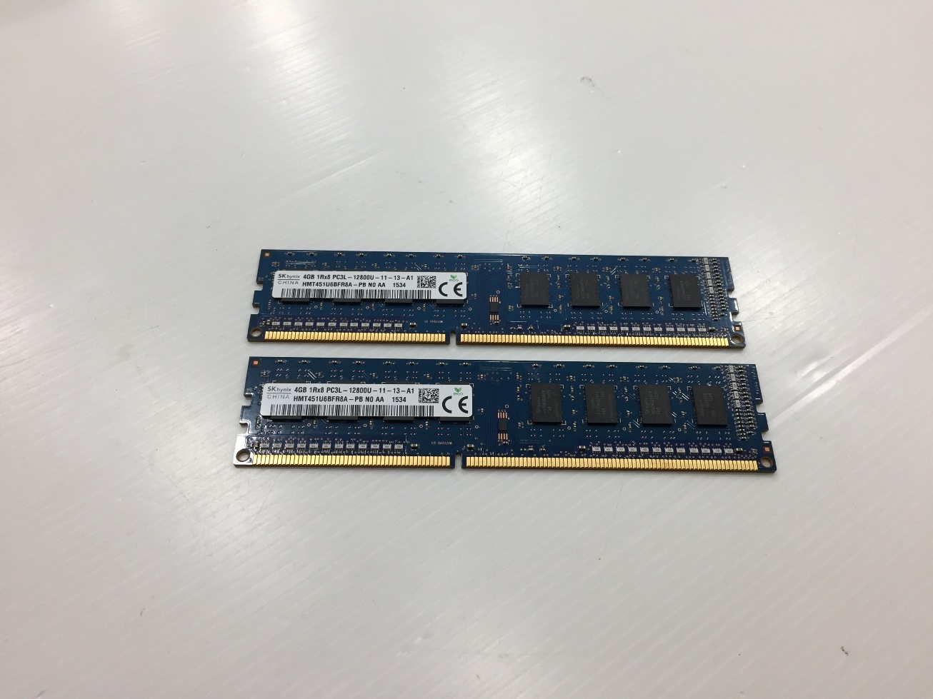 4GB. DDR-3L SK Hynix