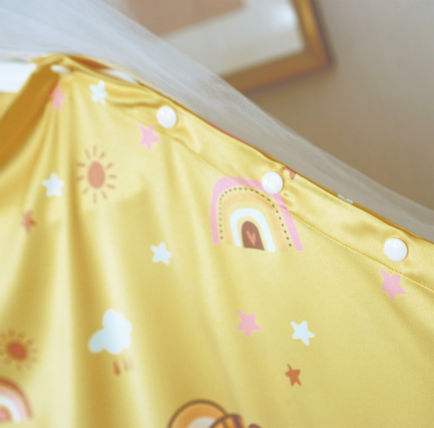 ผ้าคลุมให้นม 3in1 (รุ่นมีกระดุม ถอดโครงได้) แบบสั่งทำใส่ชื่อ ลาย Tiger - Yellow