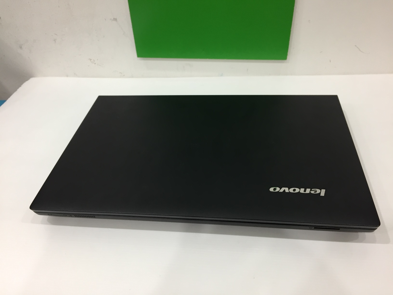LENOVO B590