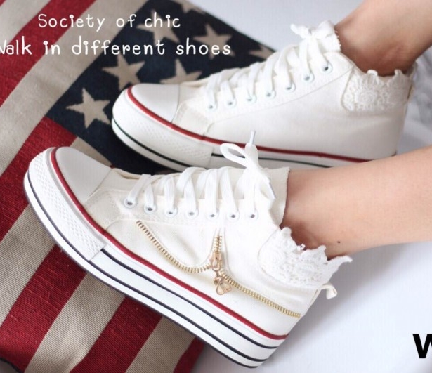 รองเท้า Converse ซิปทอง
