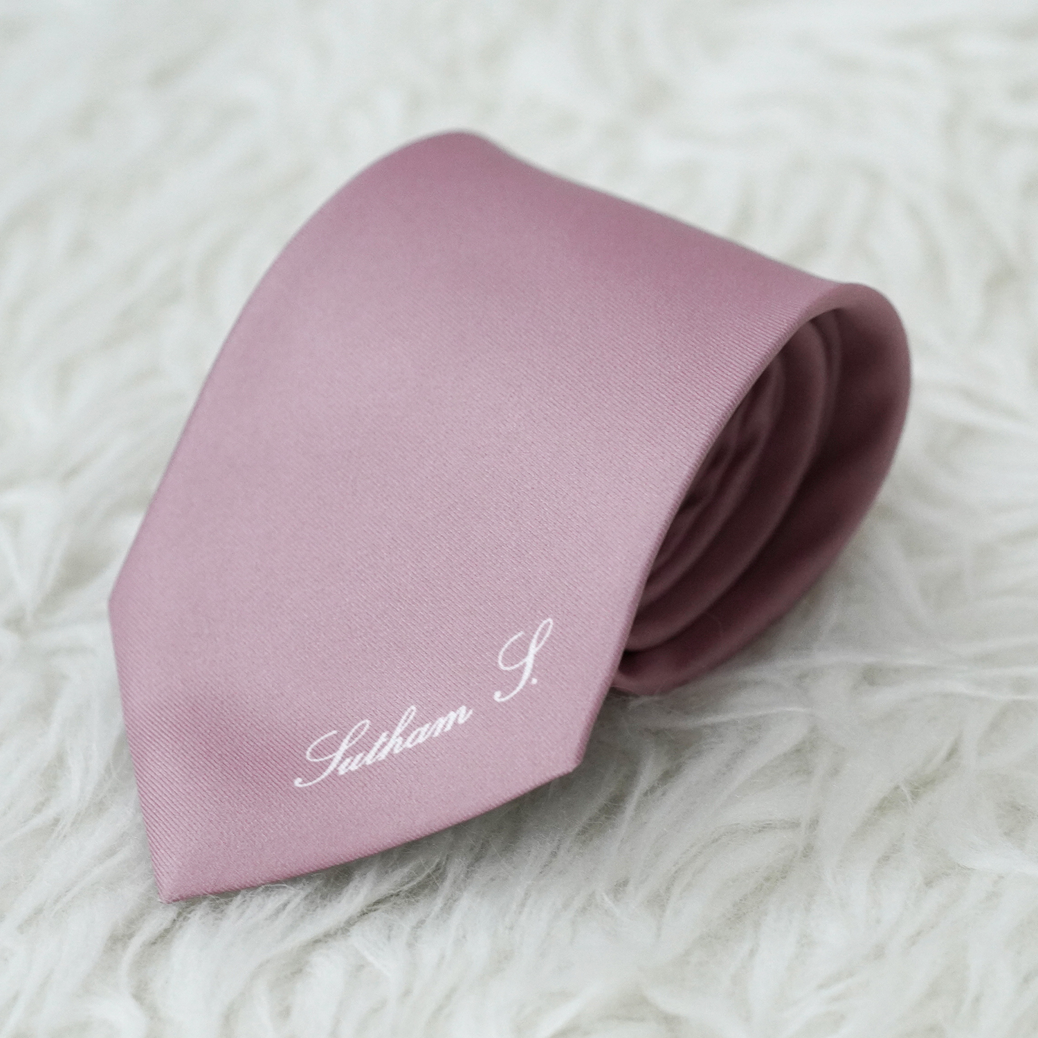 เนคไท สั่งทำใส่ชื่อ ขนาด 3.5" - Minimal - Dark Pink