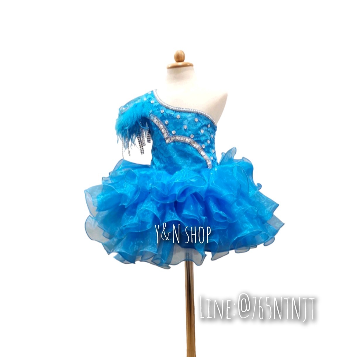 Y&NShop ชุดดรัมเมเยอร์ ชุดเชียร์ลีดเดอร์ เด็กหญิงอนุบาล-ประถมต้น แบบชุดไหล่ข้างเดียว