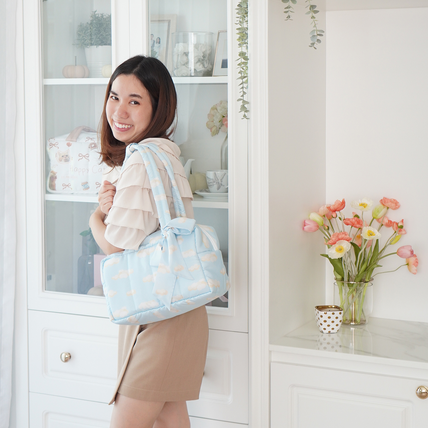 Fluffy Bowling Bag กระเป๋านุ่มนิ่ม ทรง Bowling สั่งทำใส่ข้อความ ลาย Cloud - Blue