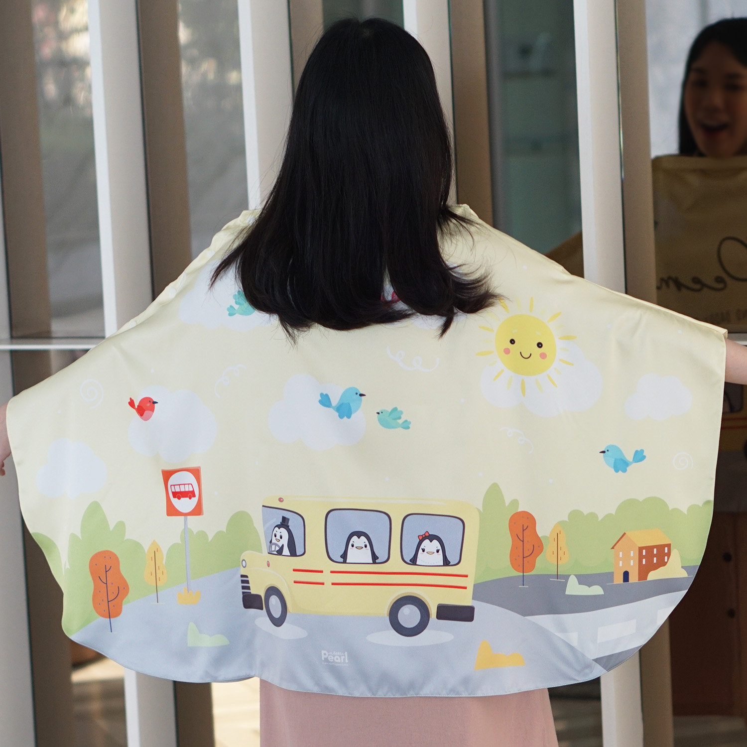 ผ้าคลุมให้นม 3in1 (รุ่นมีกระดุม ถอดโครงได้) แบบสั่งทำใส่ชื่อ ลาย Yellow Bus