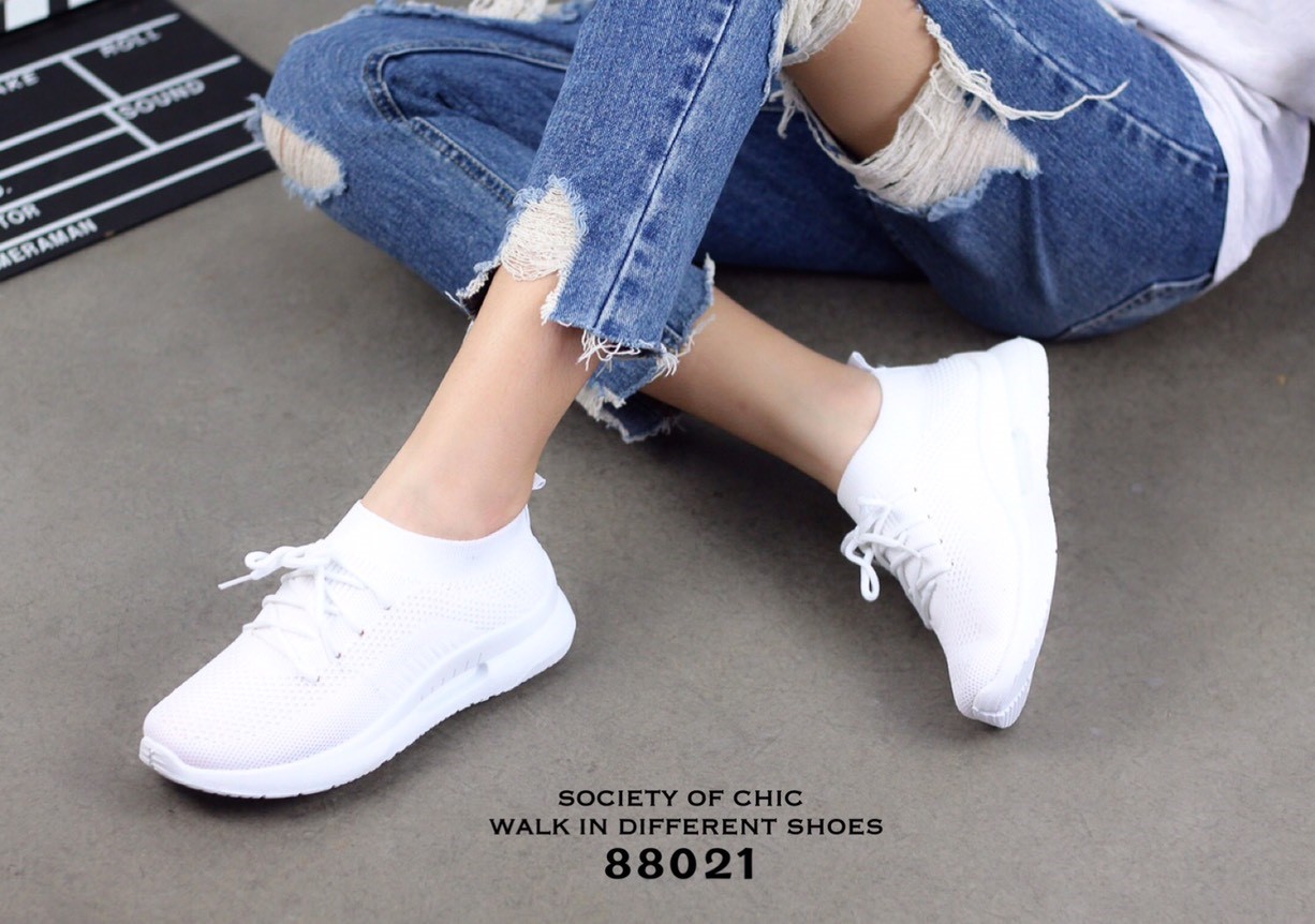 รองเท้าผ้าใบผ้ายืดขอบถุงเท้าสไตล์ Sport (สีขาว)