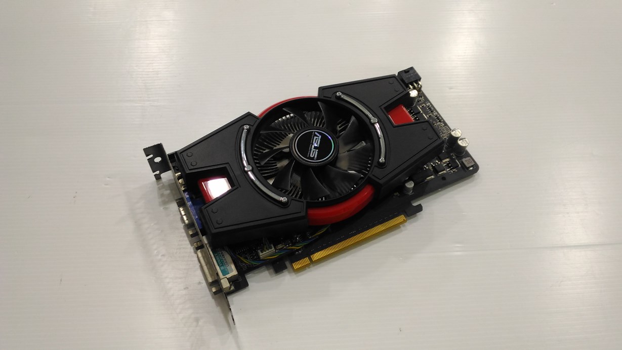 ASUS GTX450 1GD5