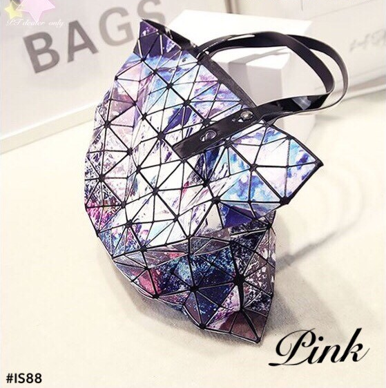 พร้อมส่ง : กระเป๋า Bao Bao Issey Miyake (มี2ลาย)