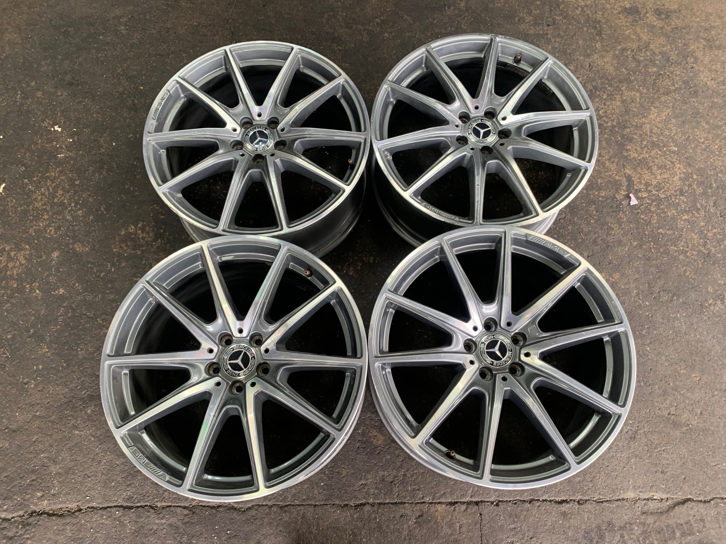 ล้อเบนซ์แท้ AMG 10 SPOKE W222 20"
