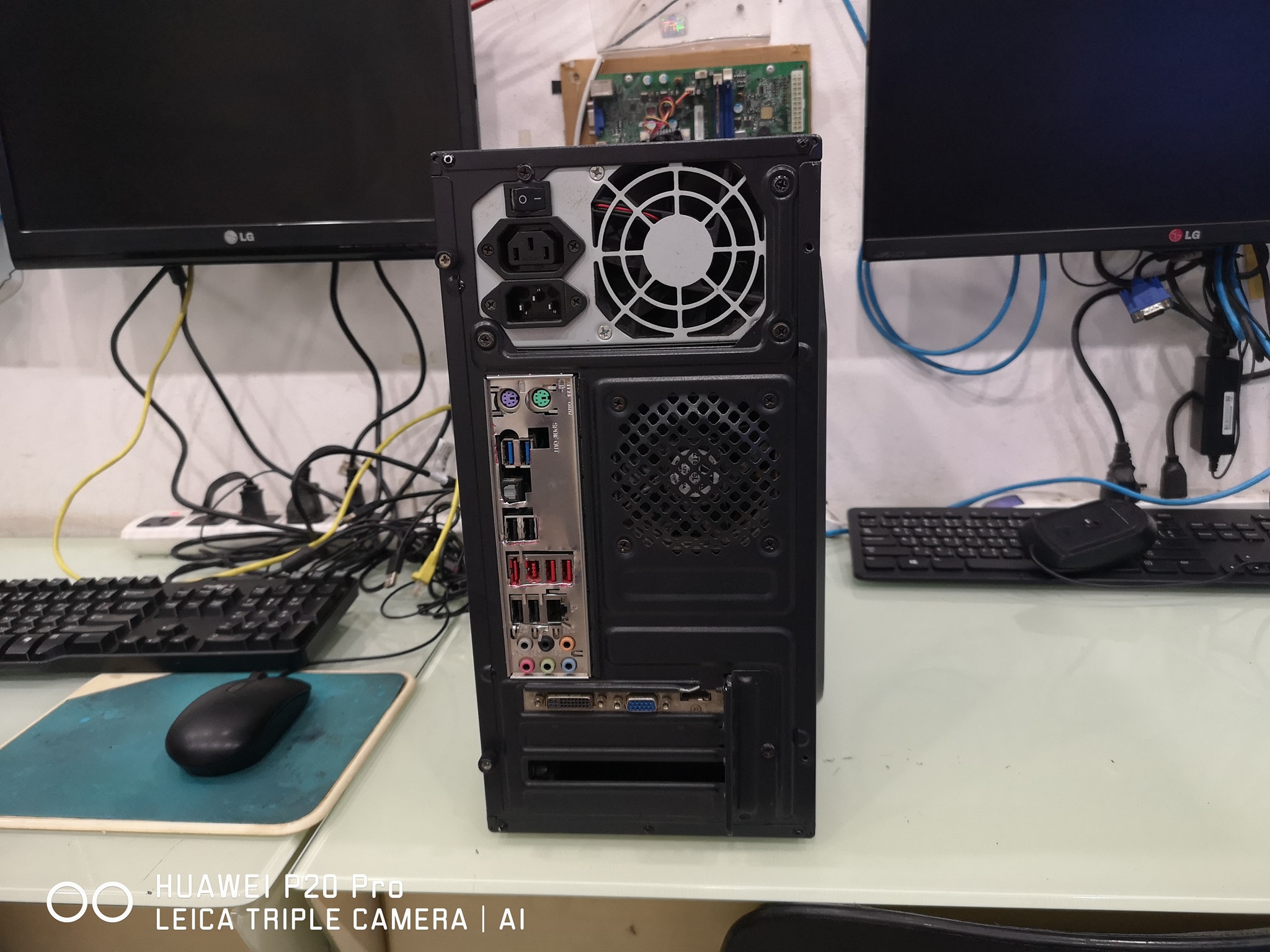 i5-2400 SSD60GB. GT730