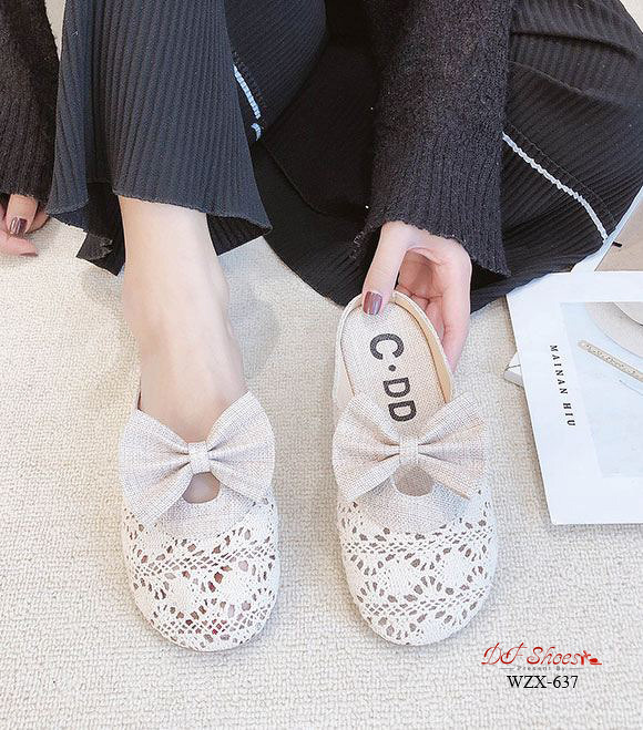 รองเท้าลูกไม้เปิดส้นแต่งโบว์ (สีดำ)