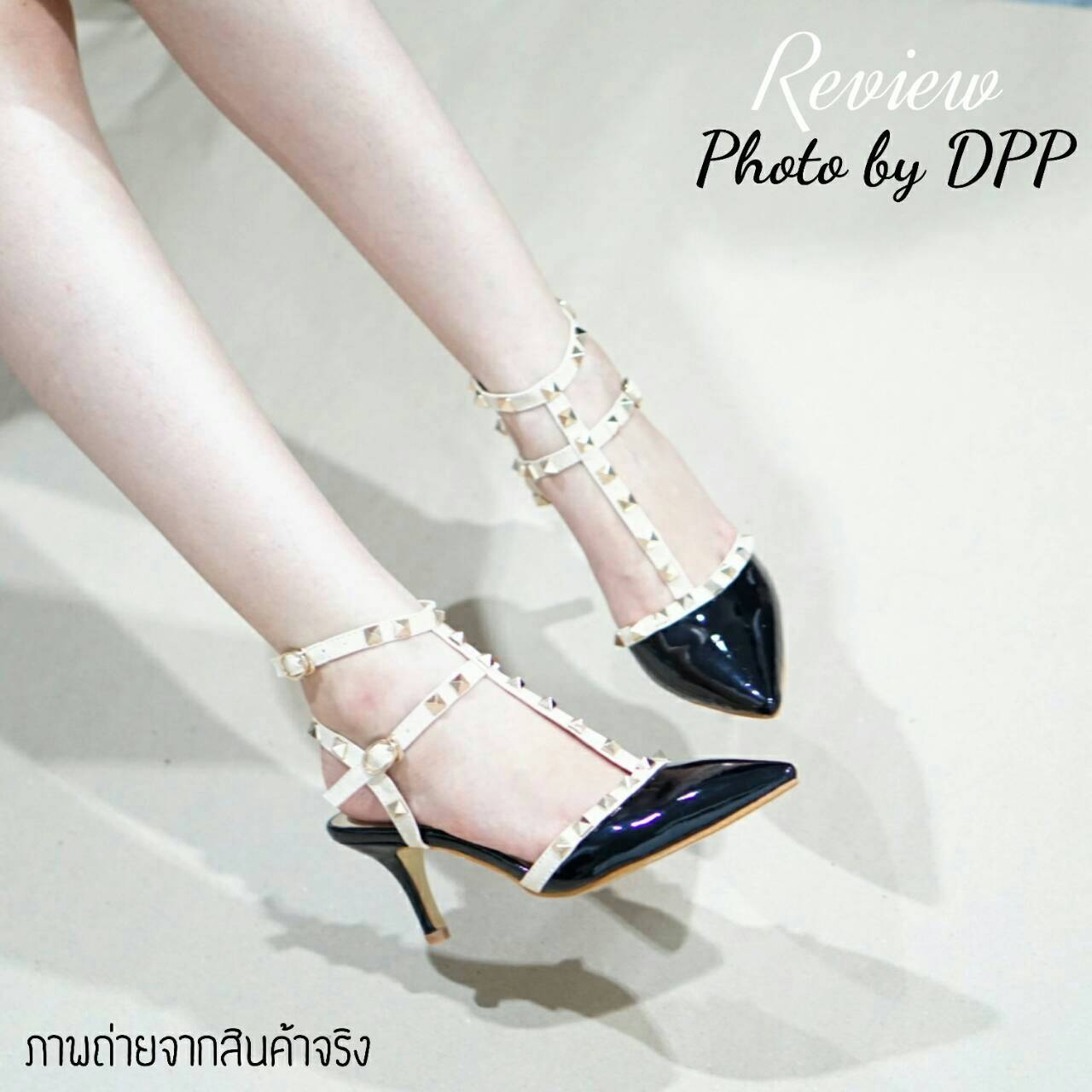 พร้อมส่ง : รองเท้า Valentino T-strap rockstud heels 2015 (สีดำ)
