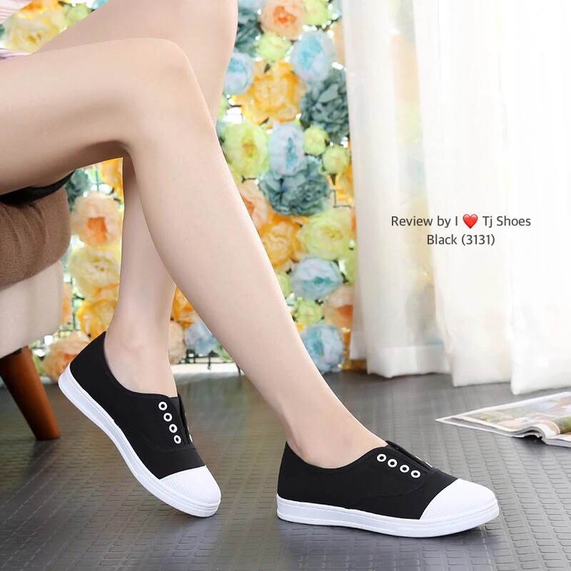 รองเท้าผ้าใบสวมไร้เชือก (สีเทา)