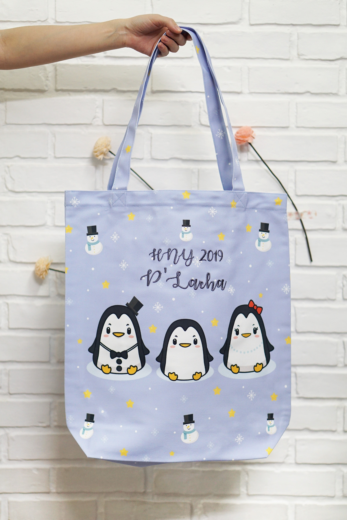 กระเป๋าผ้าแคนวาส ปักชื่อ ลาย Penguin - Blue