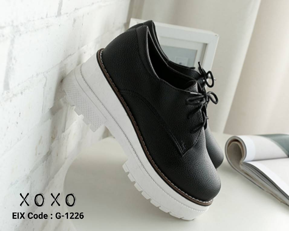 รองเท้าผ้าใบพียูสไตล์มัฟฟิน (สีน้ำตาล)