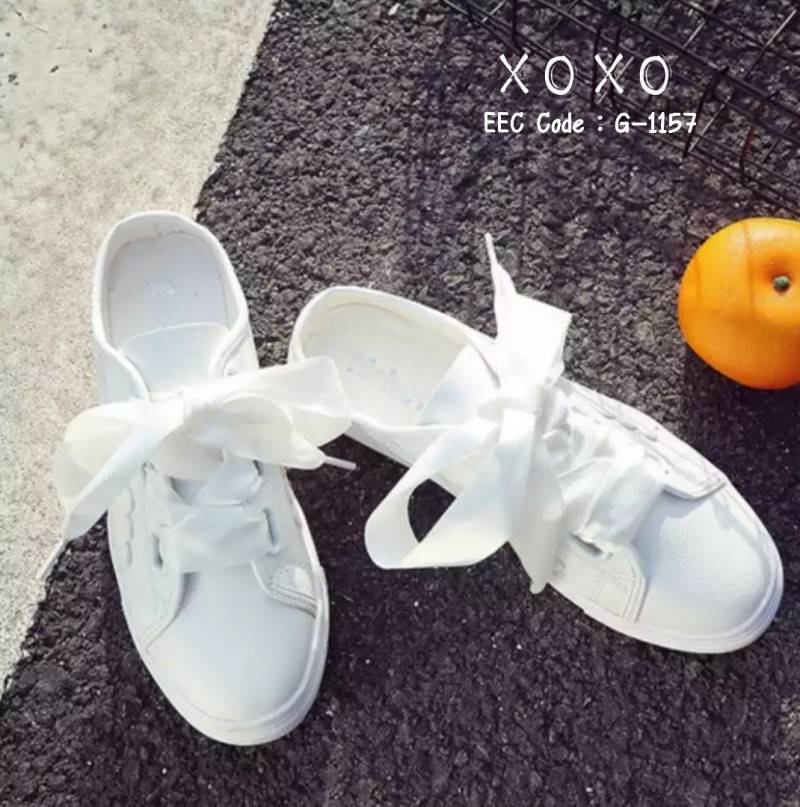 รองเท้าผ้าใบเปิดส้นpu (สีขาว)