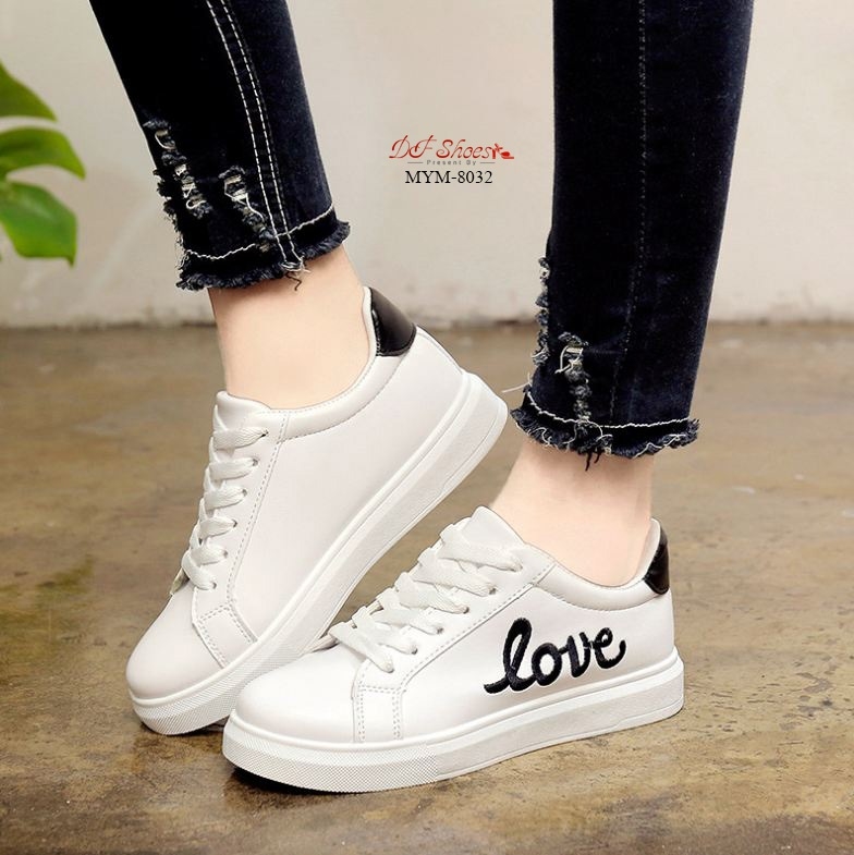 รองเท้าผ้าใบpuปักลายLove (สีชมพู)