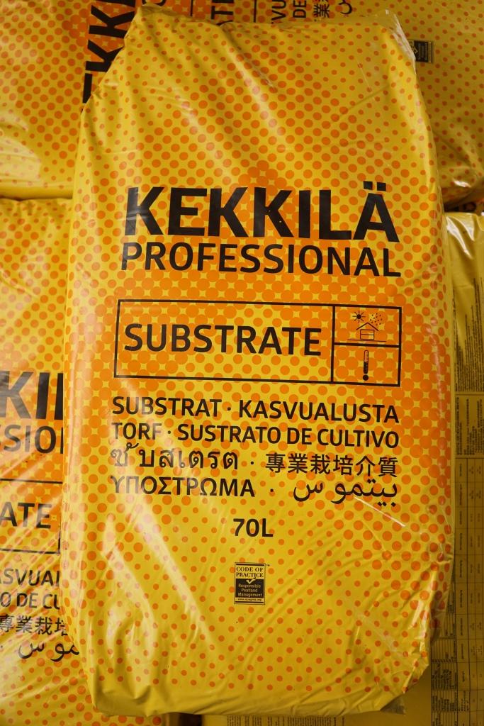 พีทมอส Kekkila Peat Moss นำเข้าจากฟินแลนด์ ขนาด 3 ลิตร