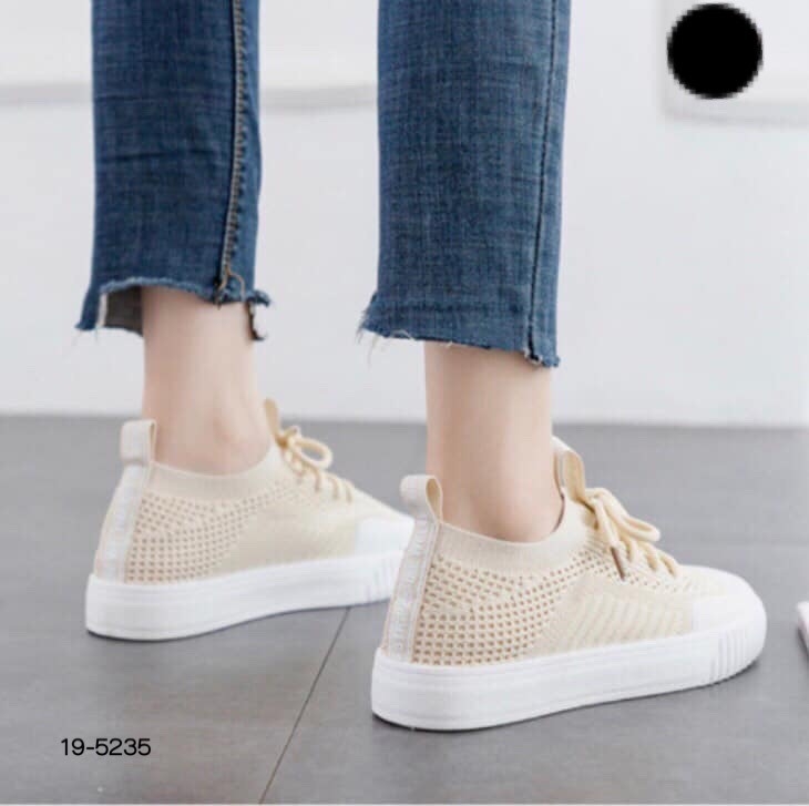 รองเท้าผ้าใบผ้ายืดตัดสีทูโทน (สีชมพู)