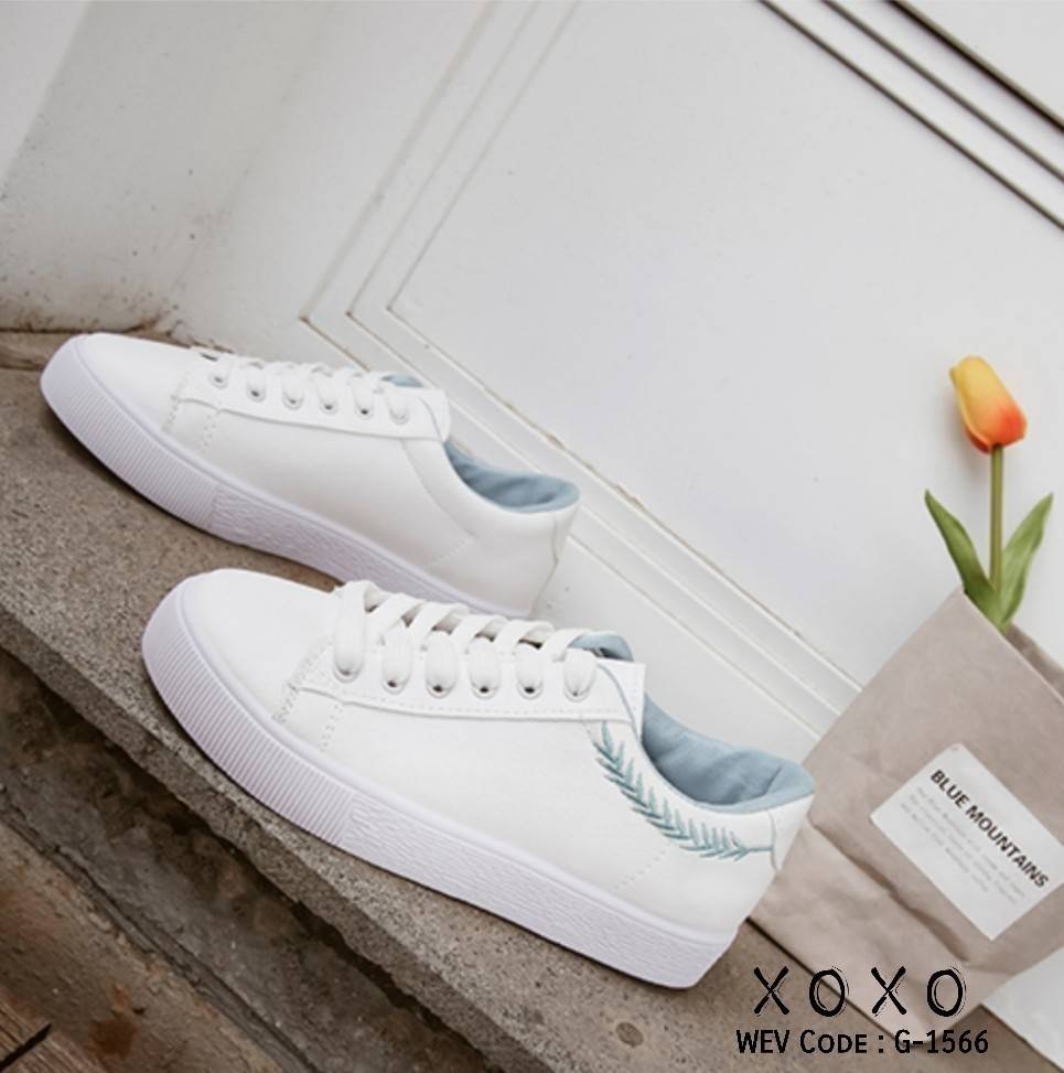 รองเท้าผ้าใบแต่งขอบสีพาสเทล (สีชมพู)