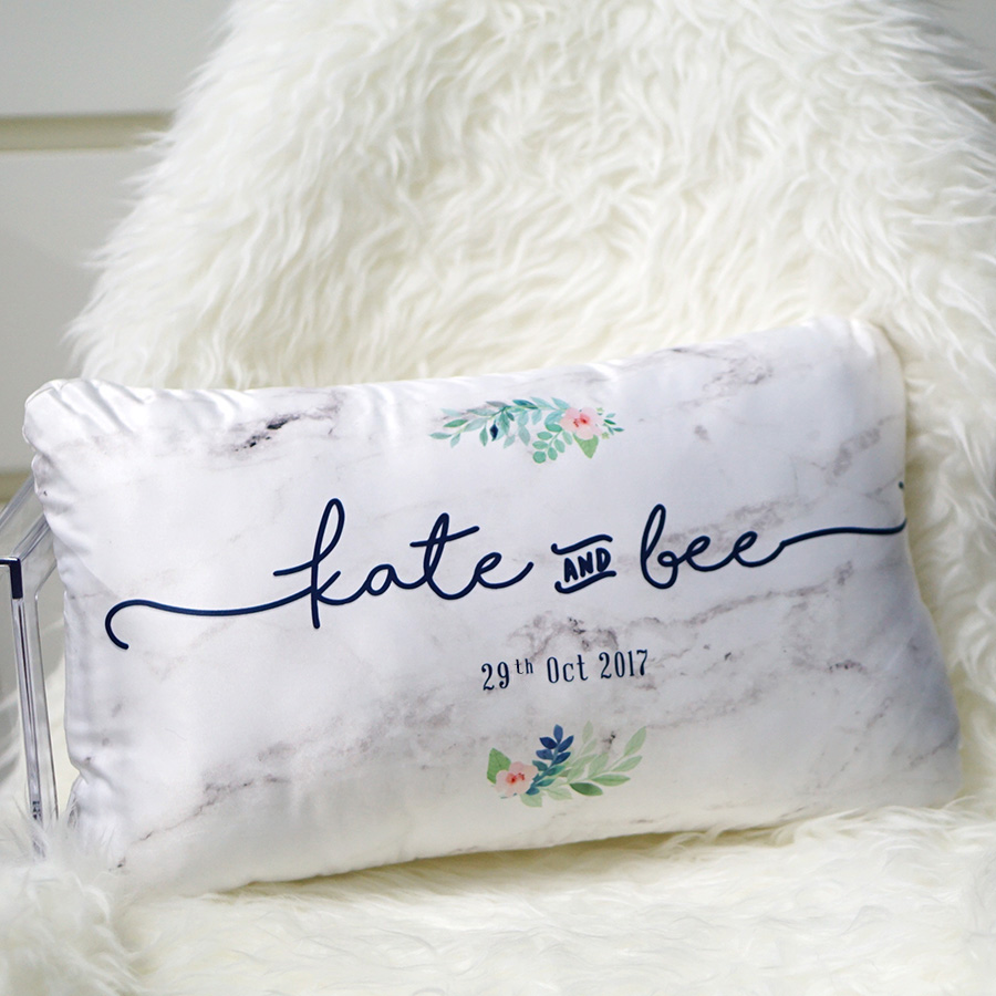 หมอนอิงทรงสี่เหลี่ยมยาว Marble Flower - Navy