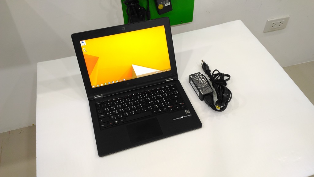 LENOVO Yoga 11