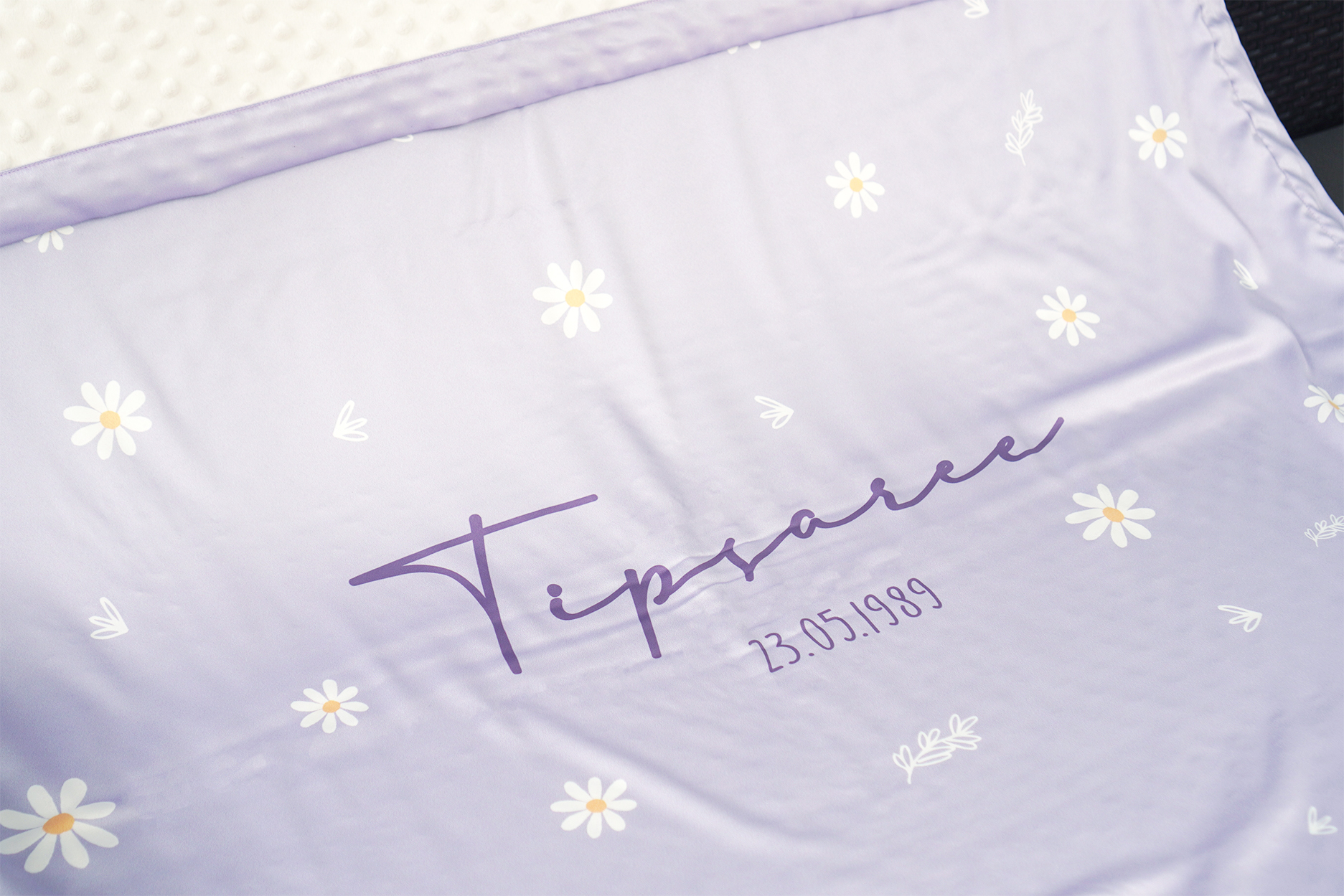 ผ้าห่ม ใส่ชื่อ ลาย Daisy - Lavender