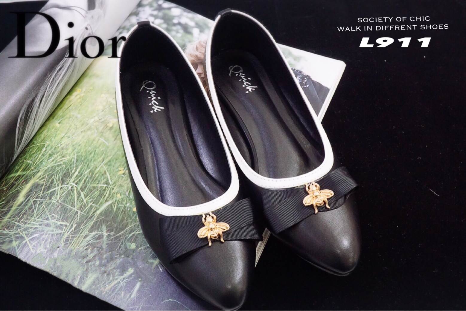รองเท้าคัทชูหนังนิ่ม Style Dior (สีขาว)