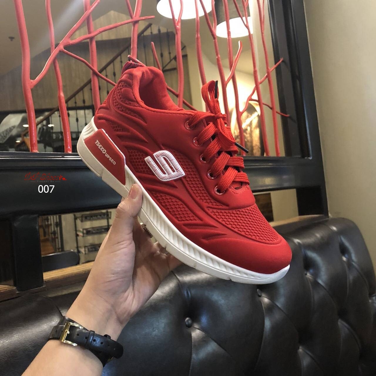 รองเท้าผ้าใบทรงsportสีเรียน (สีแดง)