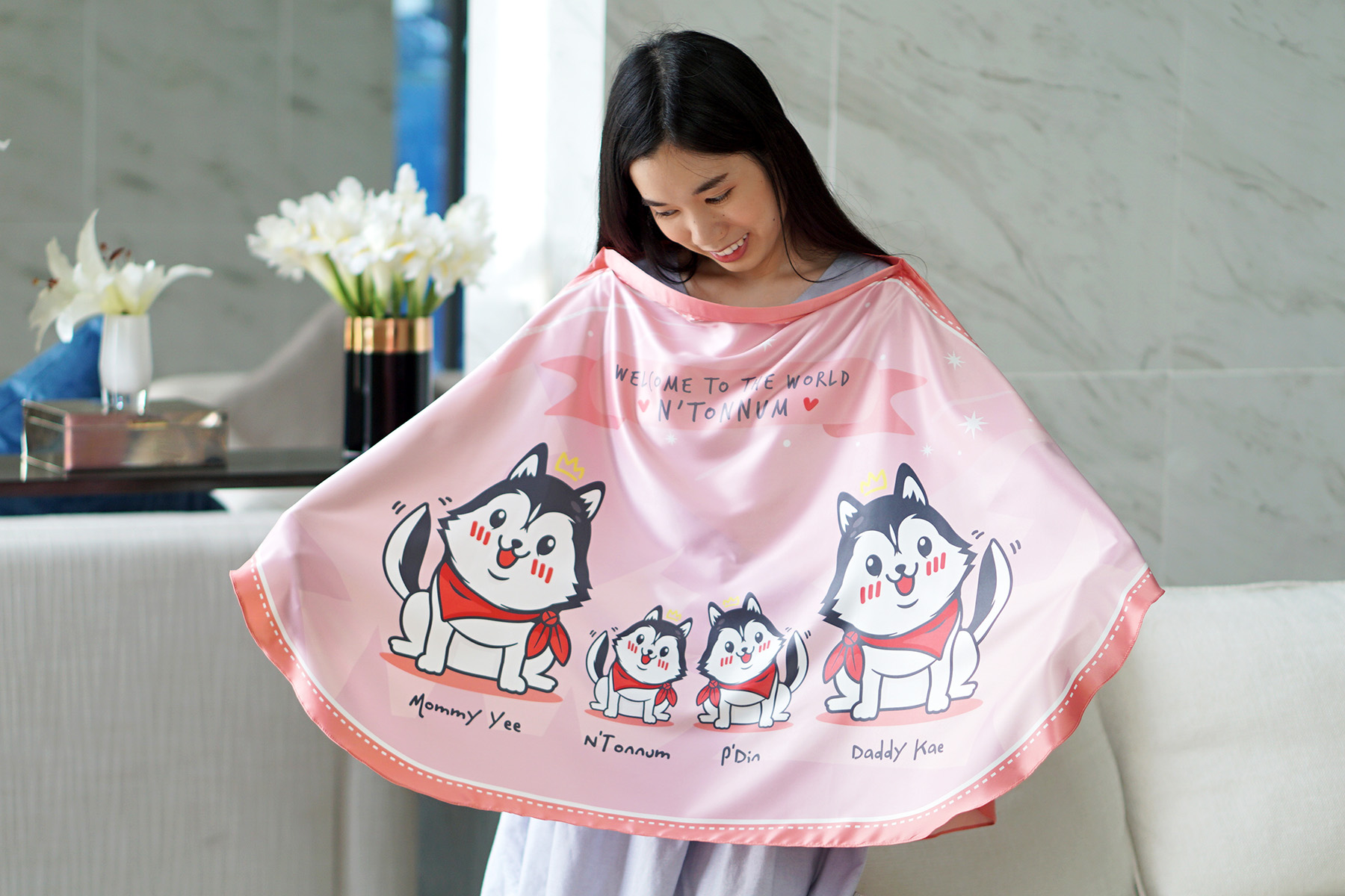 ผ้าคลุมให้นม สั่งทำใส่ชือ ลาย Siberian Husky - Pink