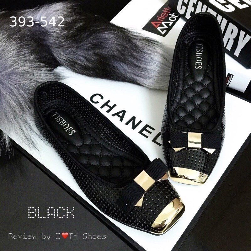 พร้อมส่ง : รองเท้าคัชชูแฟชั่นประดับโบว์ (สีดำ)