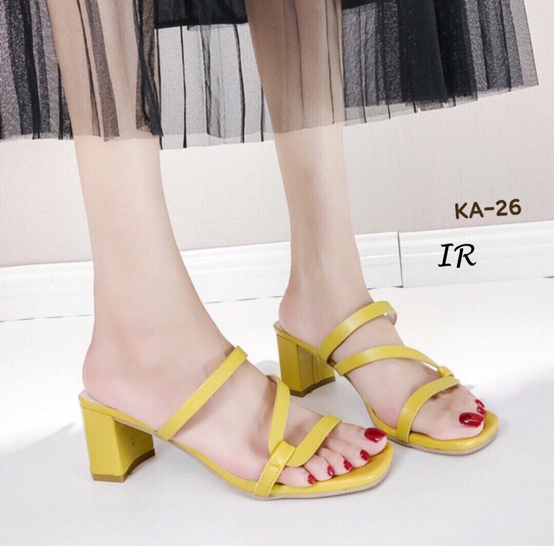 รองเท้าเปิดส้นแต่งสายไขว้สาน (สีเหลือง)