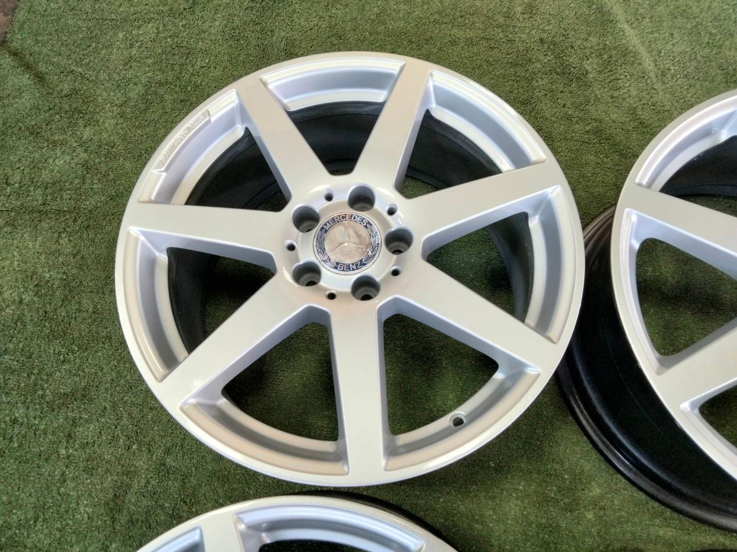 ล้อเบนซ์แท้ AMG 7ก้าน 18นิ้ว w204