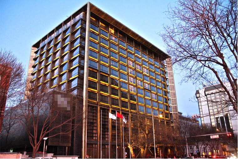Selling a luxury 4-star hotel business on Rama 9 Road near The Nine Center Rama 9, Bangkok.