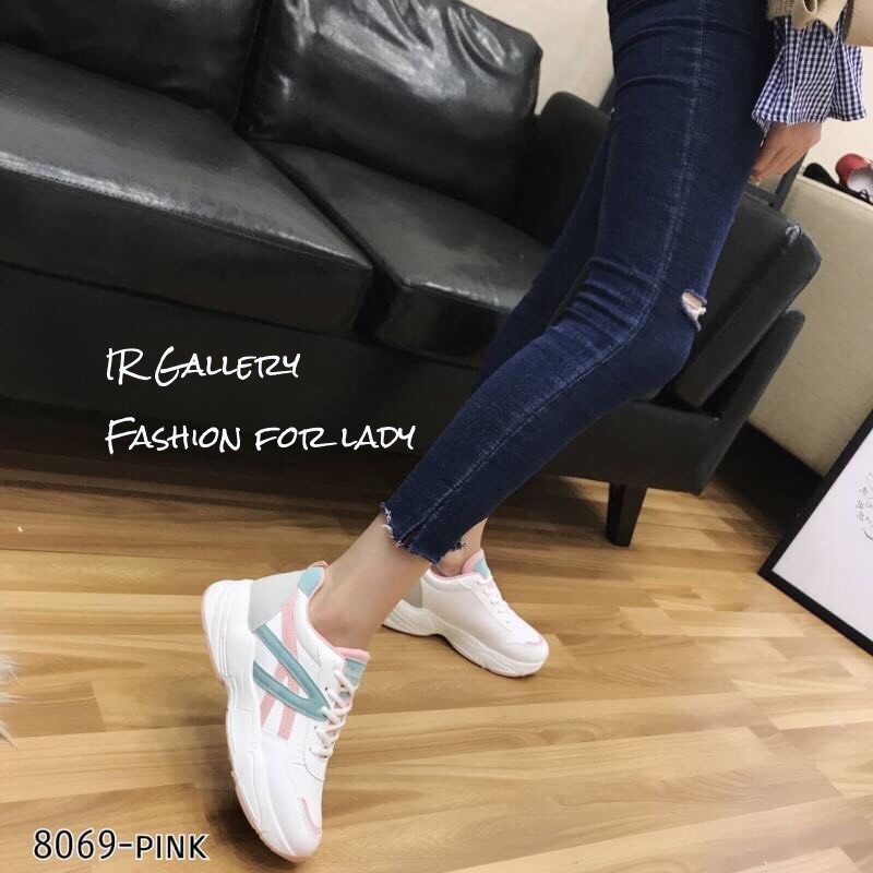 รองเท้าผ้าใบทรง Sportแต่งลายพาสเทล (สีชมพู)