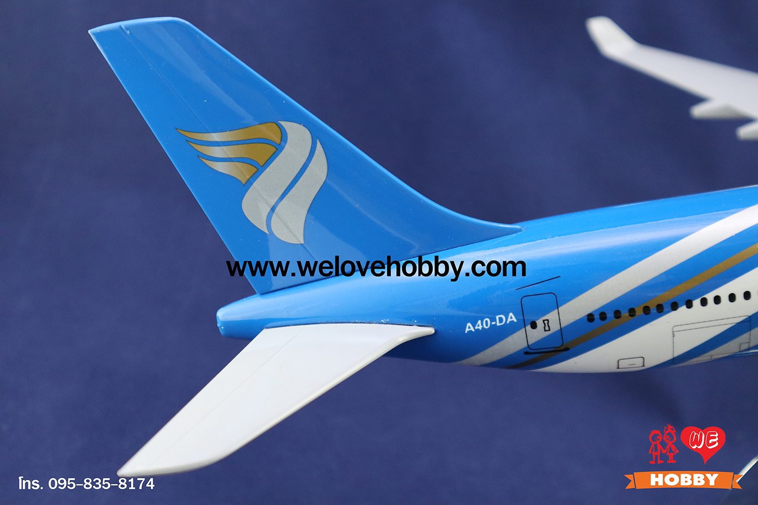 โมเดลเครื่องบิน Oman Air (Airbus A330) โอมาน ลำใหญ่