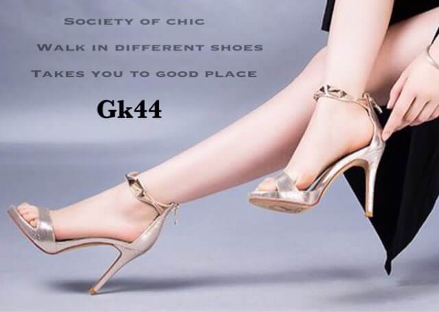 รองเท้าส้นเข็มรัดข้อแต่งอะไหล่ (สีทอง)