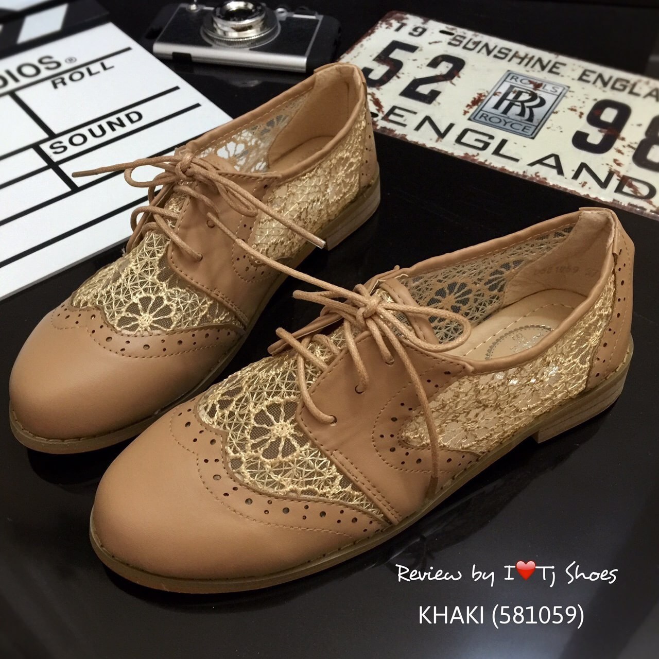 รองเท้า Oxford ลูกไม้ (สีน้ำตาล)