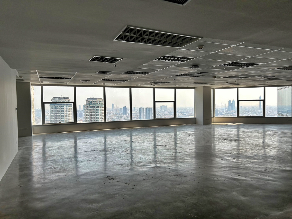 Empire Tower sathorn bangkok สำนักงานให้เช่าย่านสาทร ใกล้สถานีรถไฟฟ้า BTS ช่องนนทรี เพียง 300 เมตร