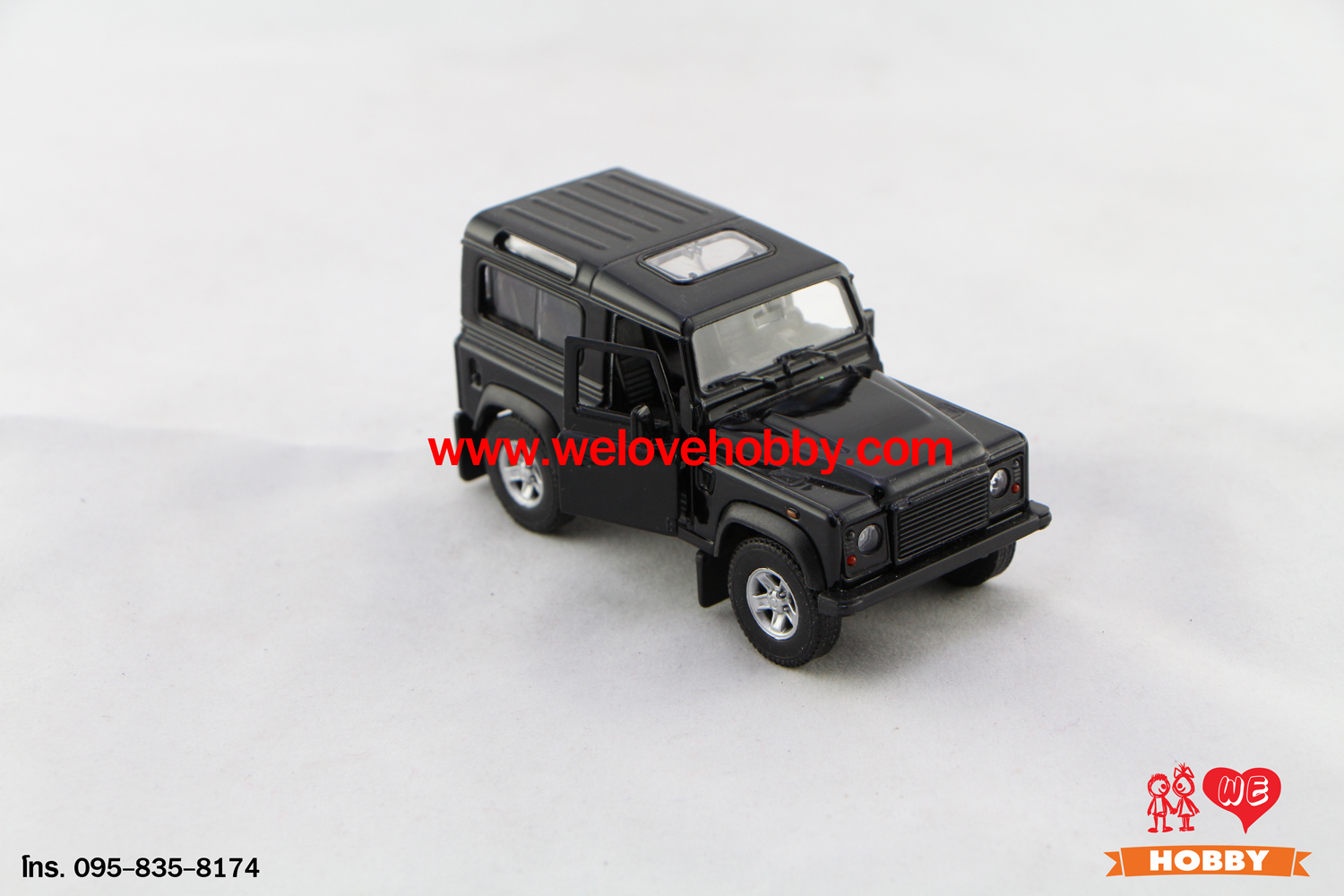 โมเดลรถ Land Rover Defender 2ประตู สีดำ Scale 1:38