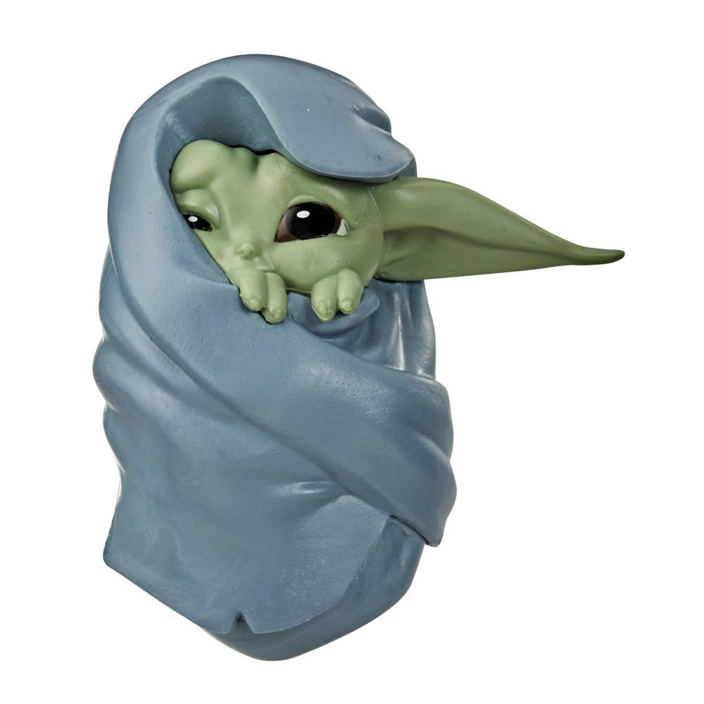 Hasbro Star Wars The Bounty Collection The Mandalorian The Child “Baby Yoda” Blanket-Wrapped Pose Figure ฮาสโบร สตาร์ วอร์ส แมนดาโรเลี่ยน หุ่นโมเดลฟิกเกอร์ เบบี้ โยดา แบล็งเก็ต แรป โพส ขนาด2.2 นิ้ว(5.5ซม.) ลิขสิทธิ์แท้