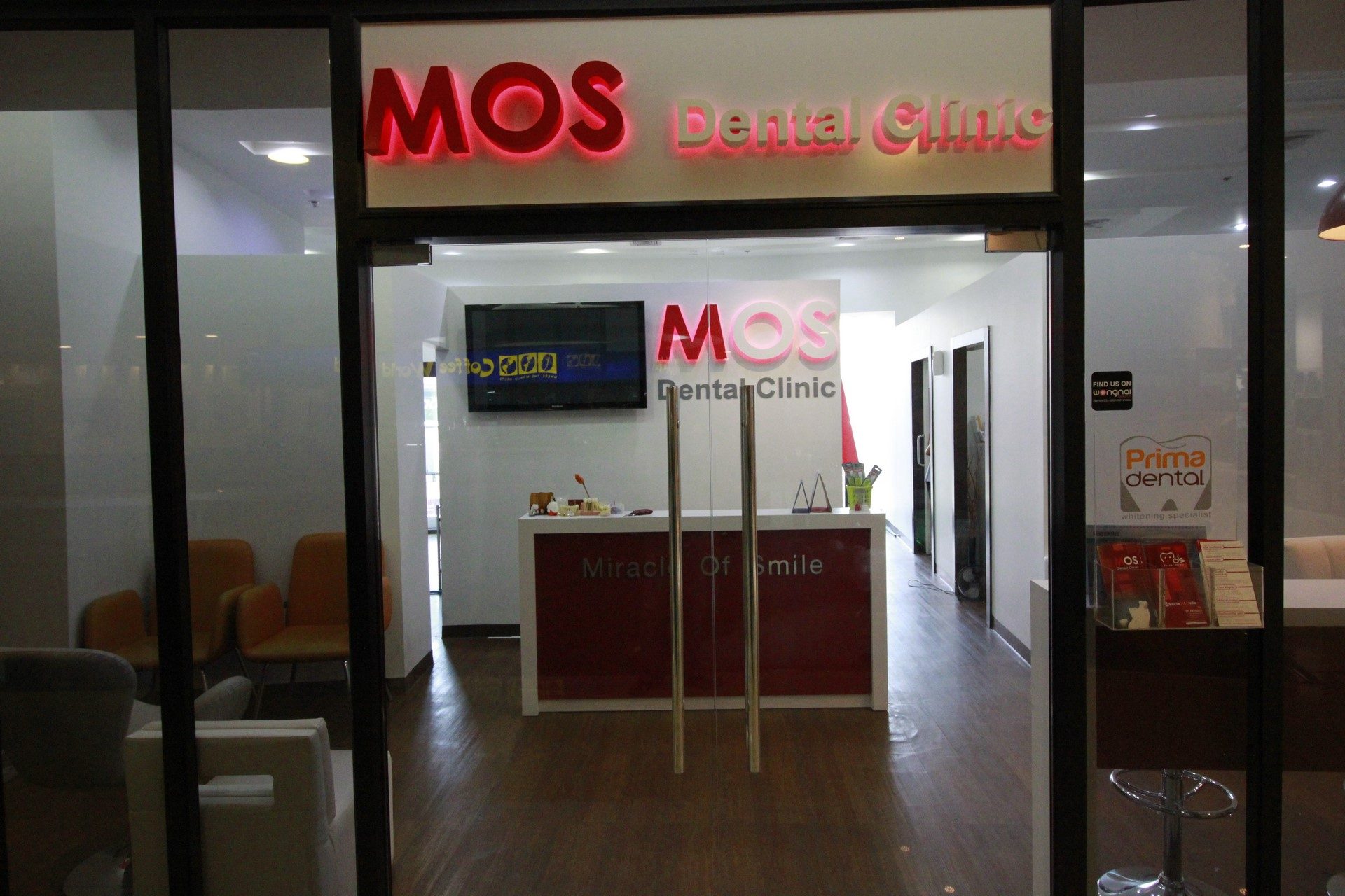 อาคารอินเตอร์เชนจ์ 21 (Interchange 21) สำนักงานให้เช่า เกรด A ย่านสุขุมวิท อโศก ใกล้รถไฟฟ้า BTS และ MRT