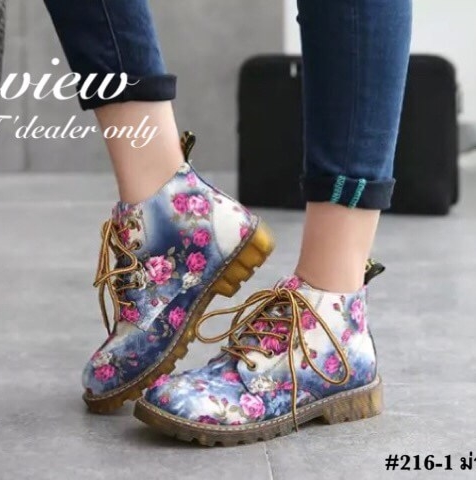 พร้อมส่ง : รองเท้าบูมพิมพ์ลาย (สีชมพูม่วง)