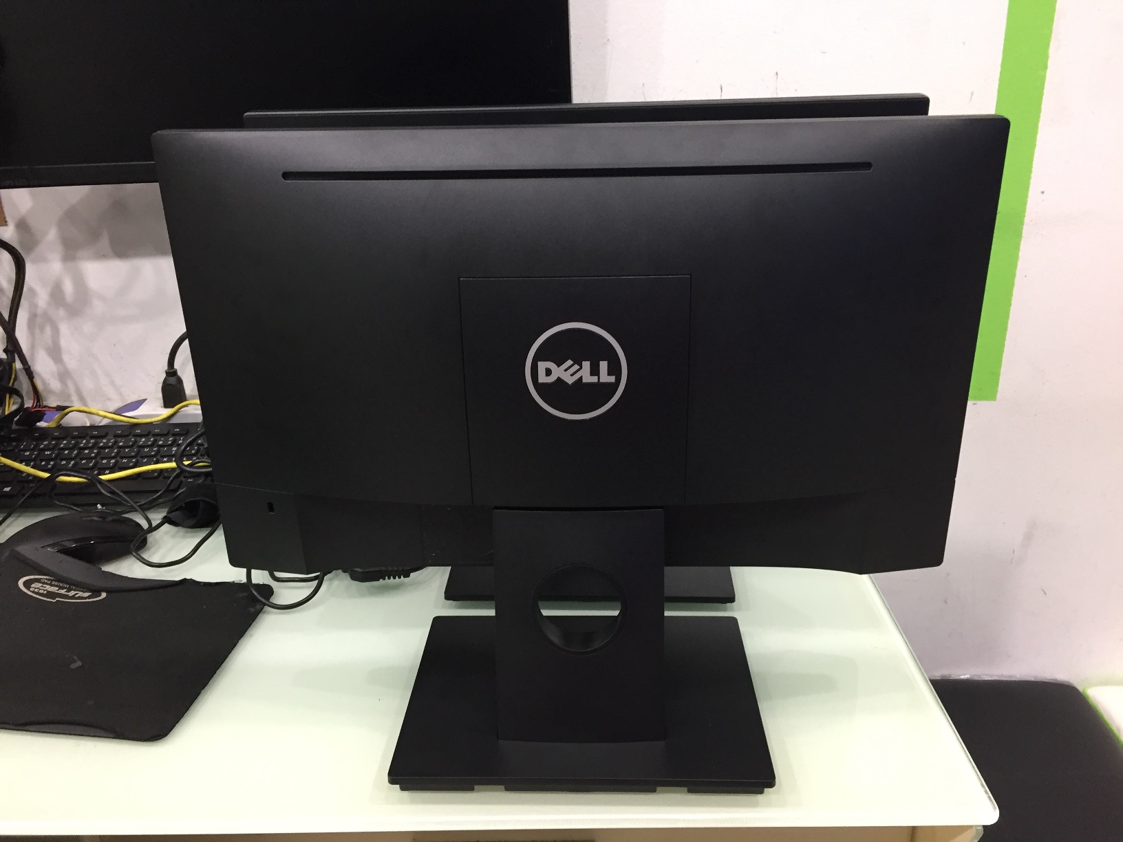 DELL E1916H 18.5" LED