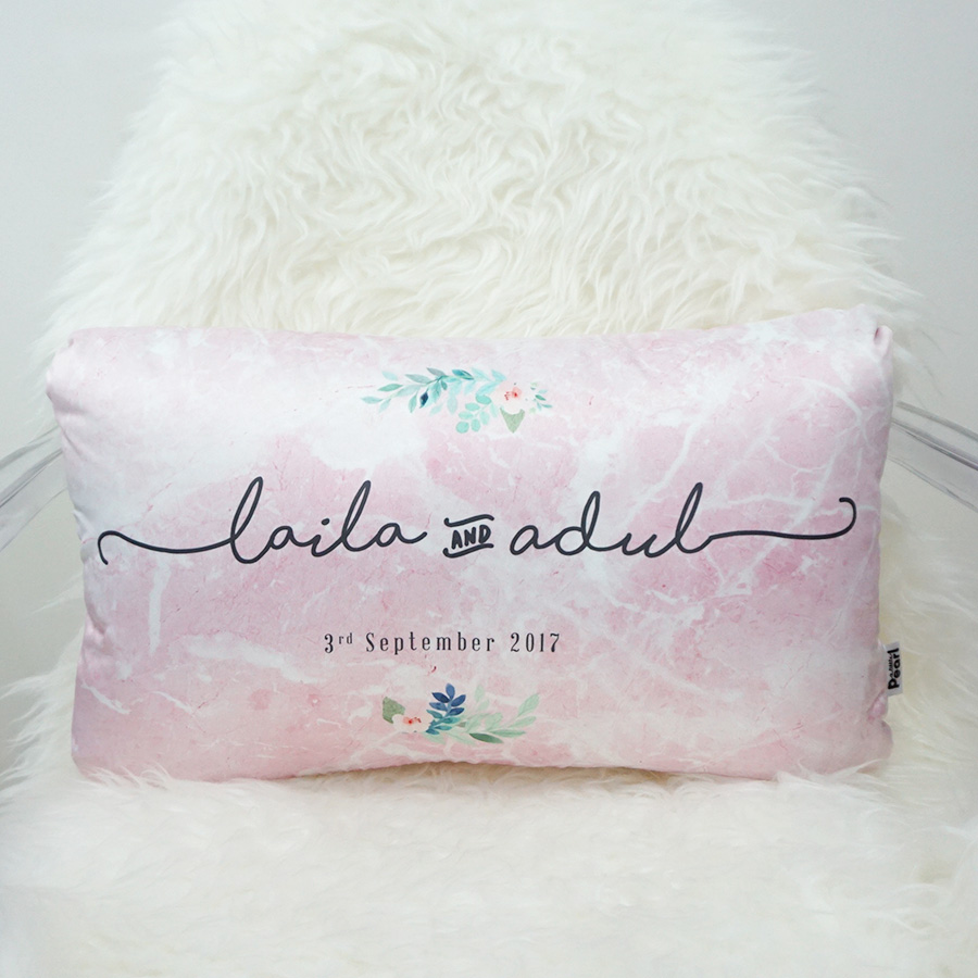 หมอนอิงทรงสี่เหลี่ยมยาว Pink Marble Flower - Navy